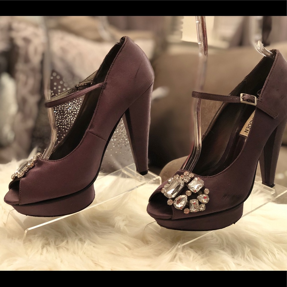 STEVE MADDEN Silver Peep Toe Platforms Rhinestones
